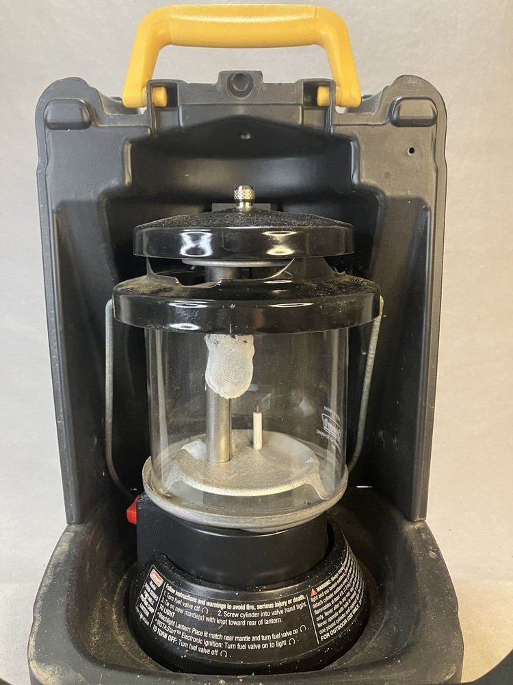 Coleman QuickPack Propane Lantern Plus Case