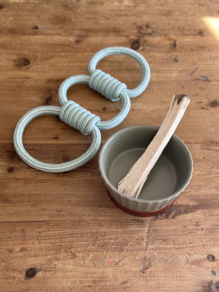 Assorted gift kit with different brands. Perfect for differente occasions.