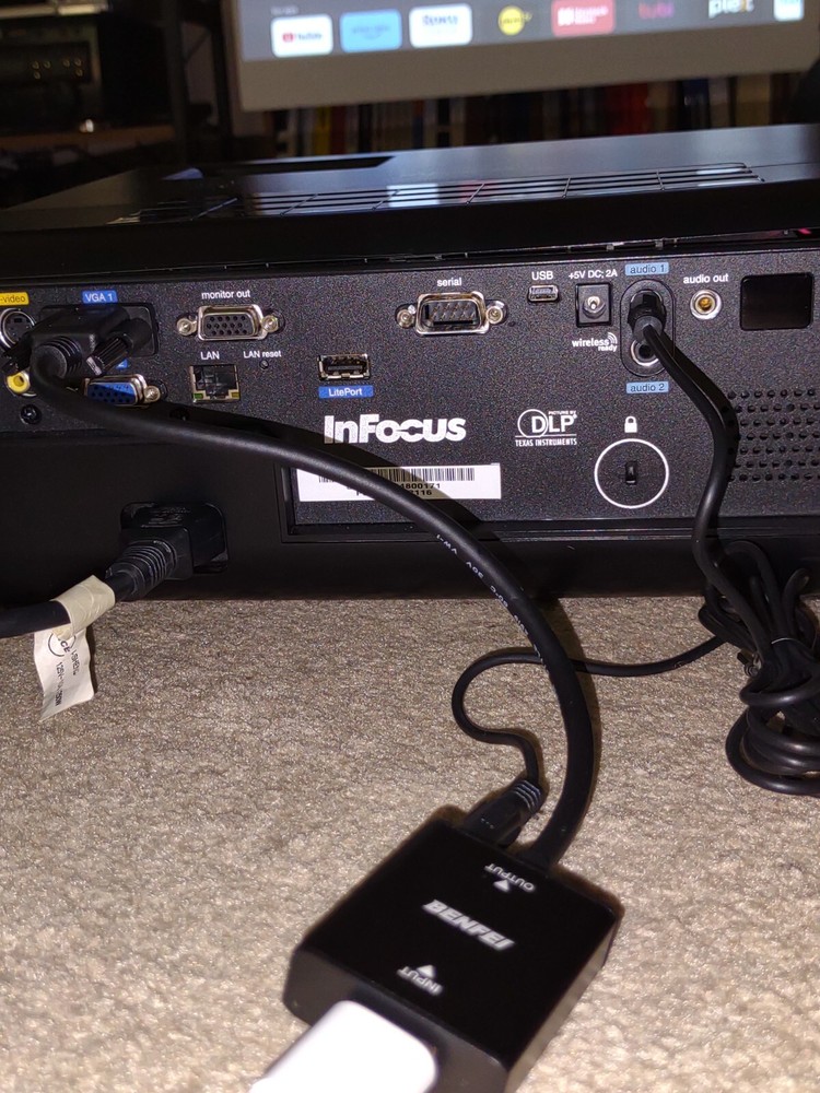 InFocus IN2116 DLP Projector