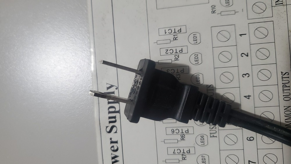 9 CH CCTV Security Camera Power Supply Box 12V DC