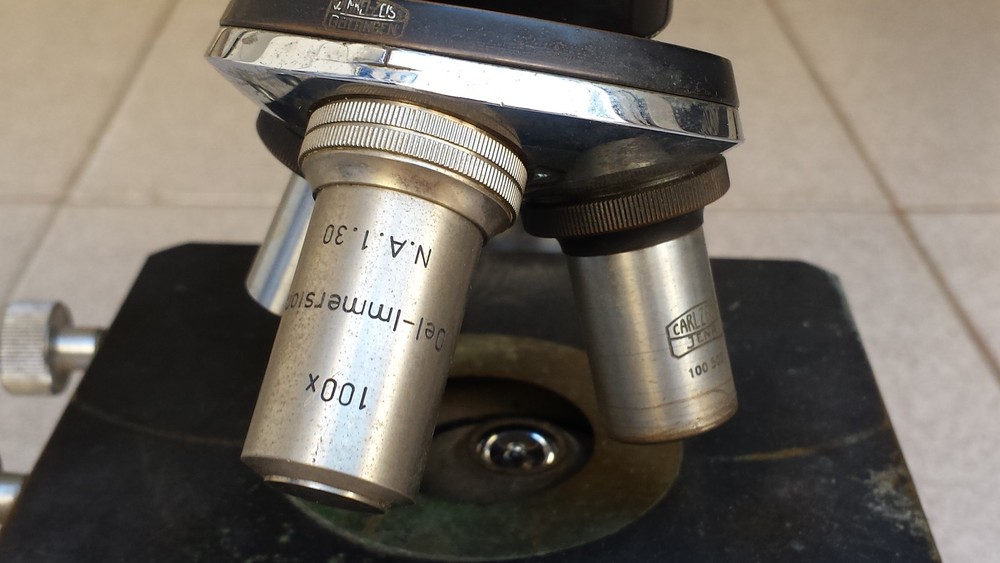 VINTAGE WINKEL-ZEISS GOTTINGEN MICROSCOPE