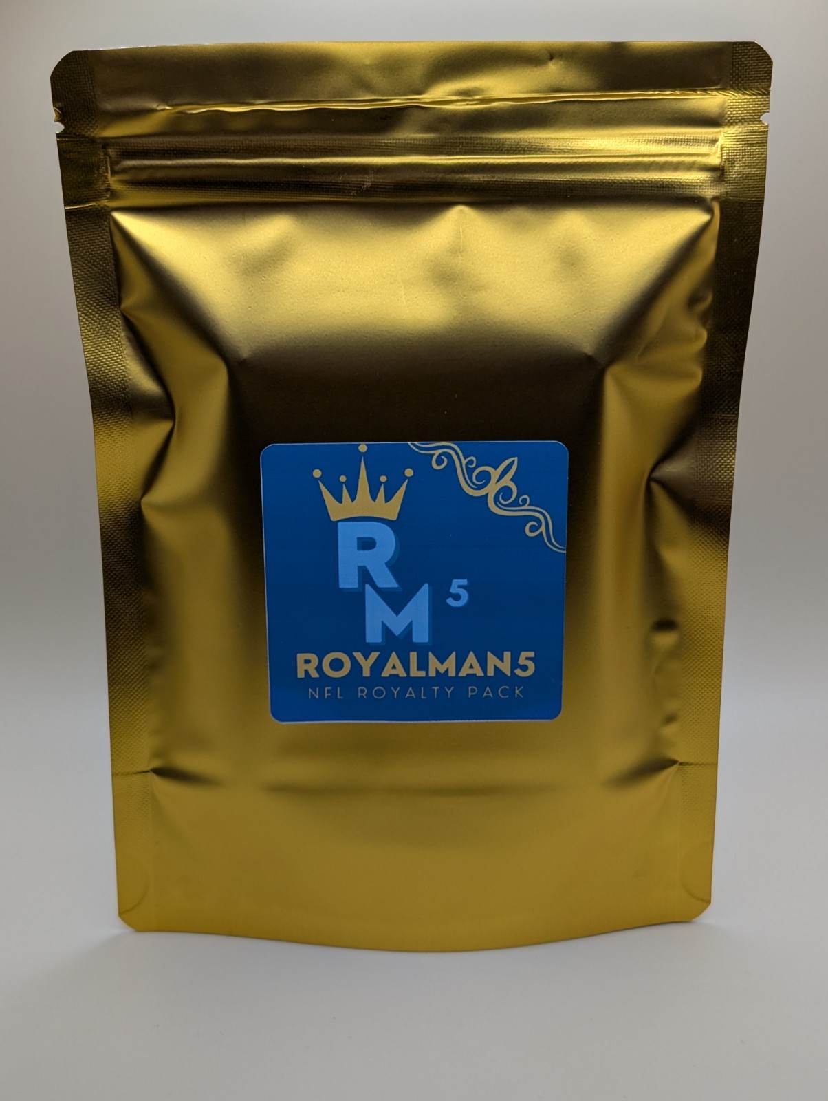 NFL Royalty Pack - 10 Cards - 3 Guaranteed Hits - No Commons - Top Players - RC