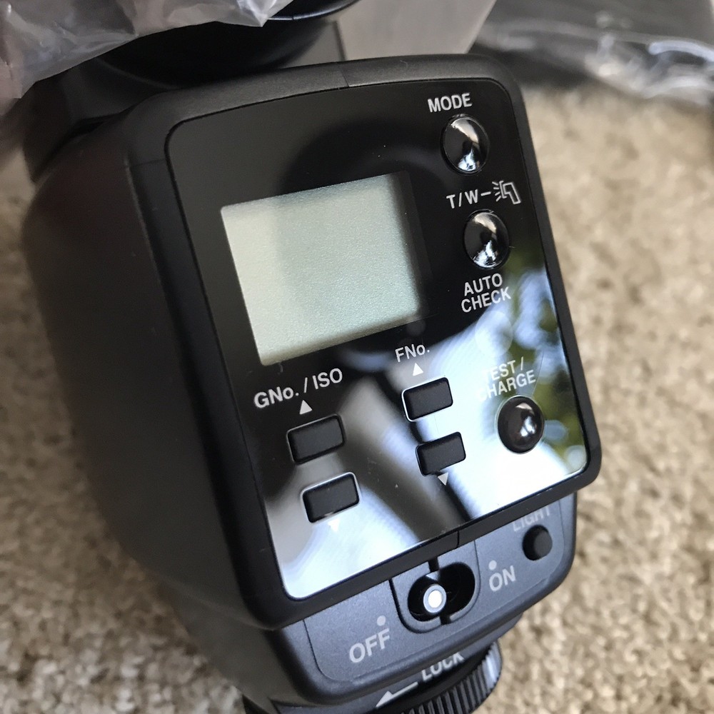 Olympus FL-40 Electronic Camera Flash Unit New In Open Box