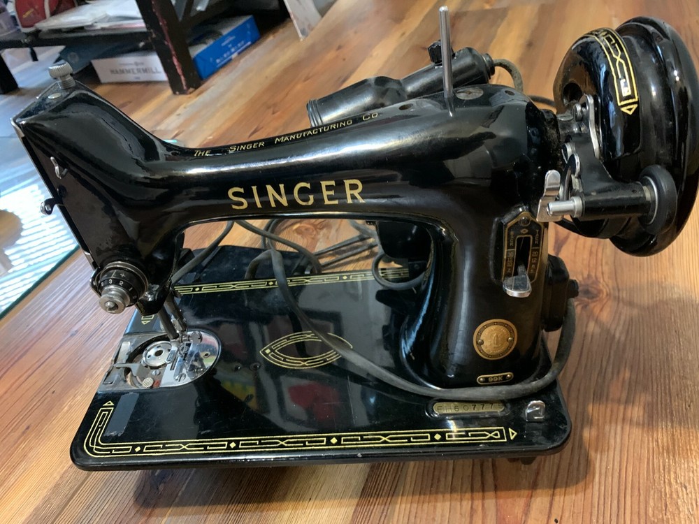 Singer 99K sewing machine + more (untested no refunds)
