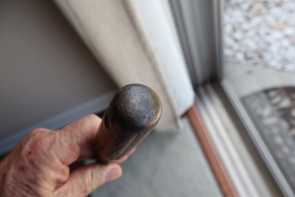 BEN HUR SPLIT HANDLE SCREWDRIVER FOR RESTORATION