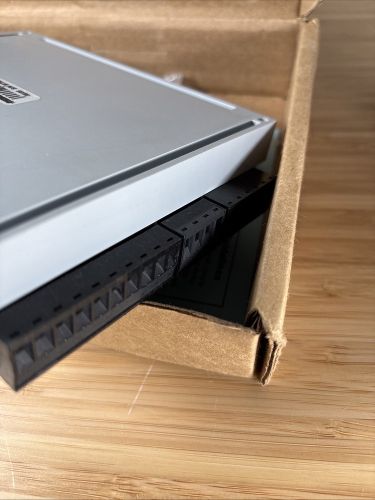 HID VertX V100 Dual Door/Reader Interface (70100AEPON) Reader/Position/REX Input