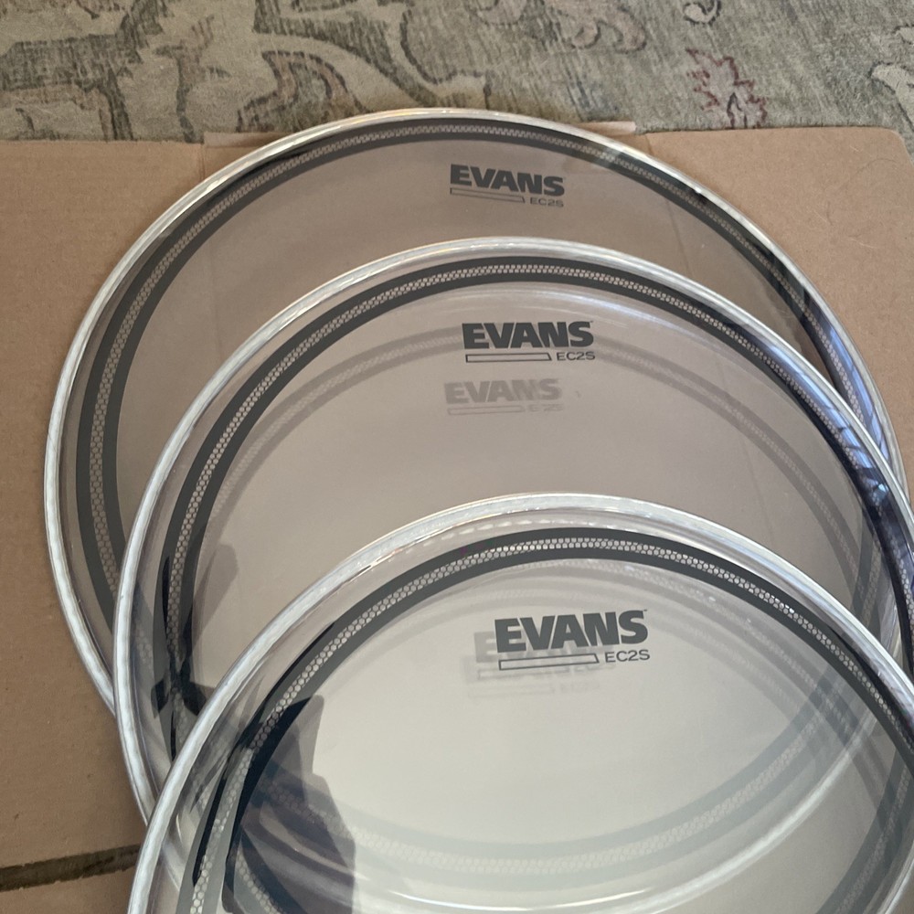 Evans EC2 Drum Heads. Very Light Use