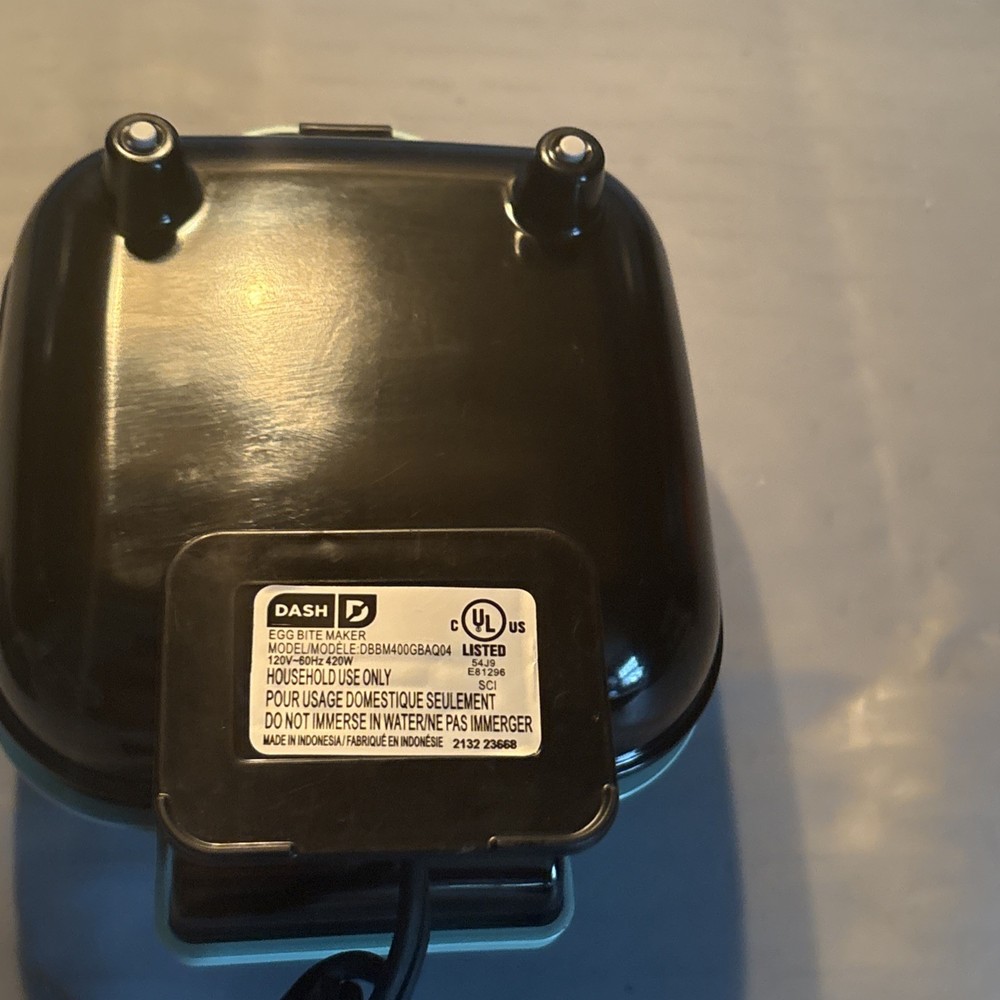 Dash Egg Bite Maker Blue Aqua Teal Countertop Egg Cooker