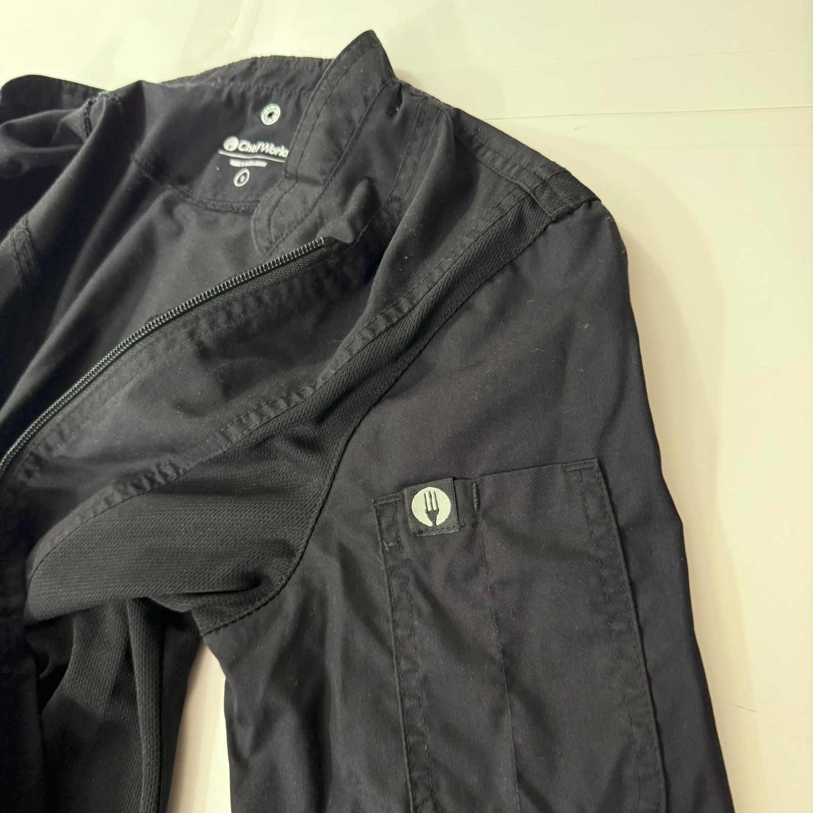 Chef Works Men's Full Zip Chef's Light Jacket Black Small S Vented Cook Workwear