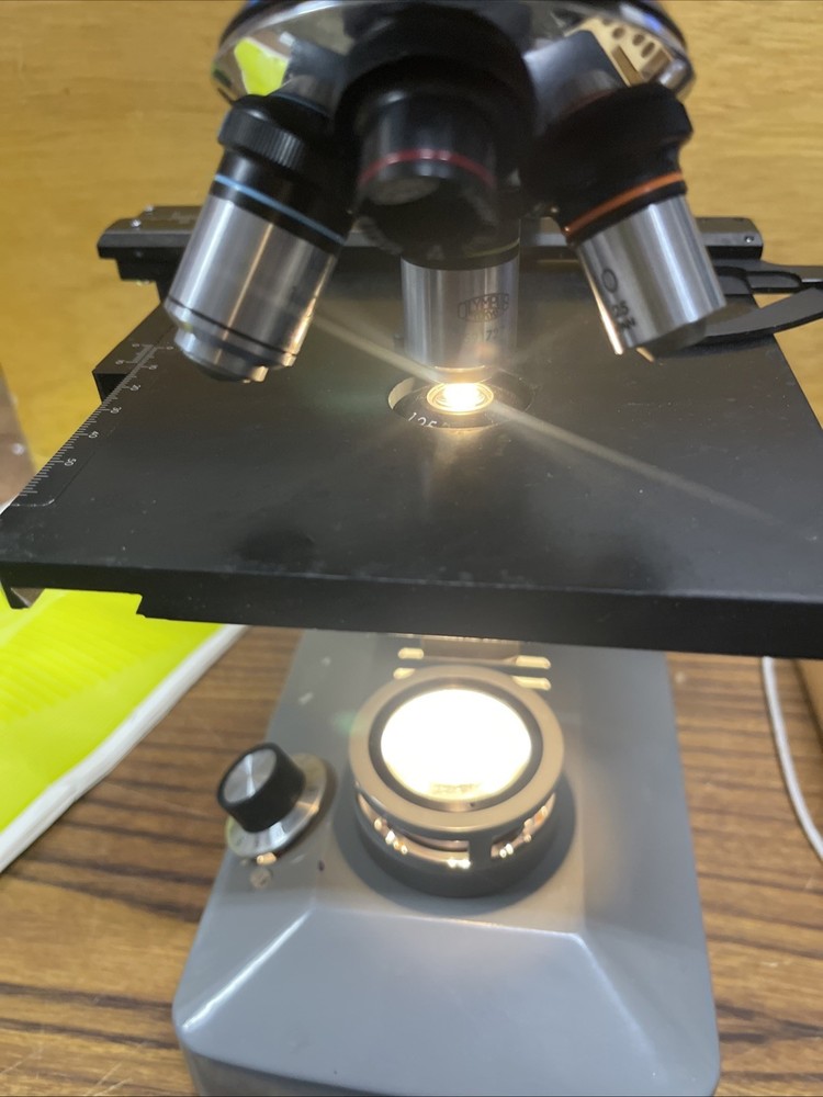 Vintage Olympus KHC Microscope & 5 Objectives – Working Light – Japan + Extras