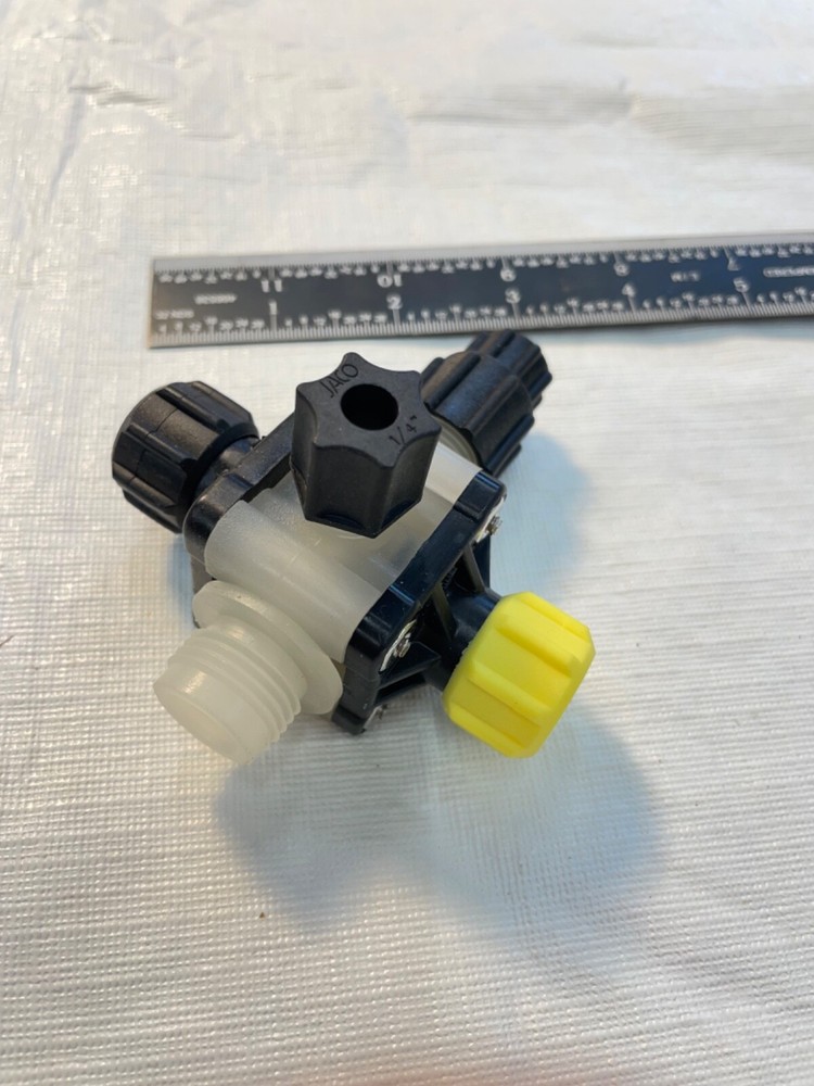 LMI Pump Parts - 1/4" Four Function Valve