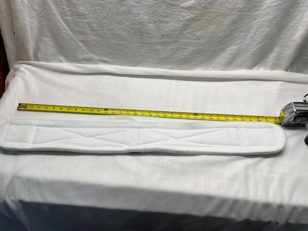 33" Black Nylon Western Cinch, Felt Lined, - New