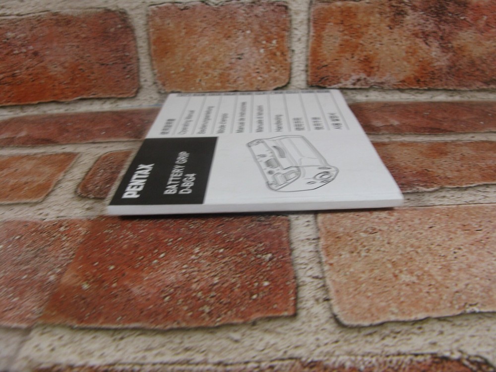 PENTAX BATTERY GRIP D-BG4 Operating Manual