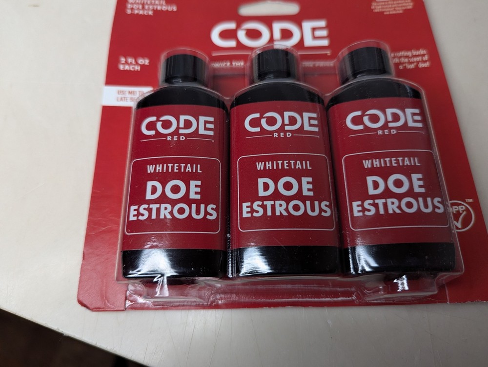 Code Red Whitetail Doe Estrous 2oz Bottles 3-Pack Deer Hunting NEW