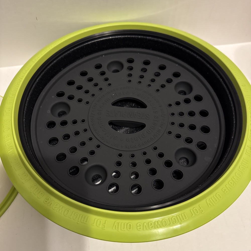Range Mate Microwave Cooker with Muffin Pan & Steamer Insert - Green