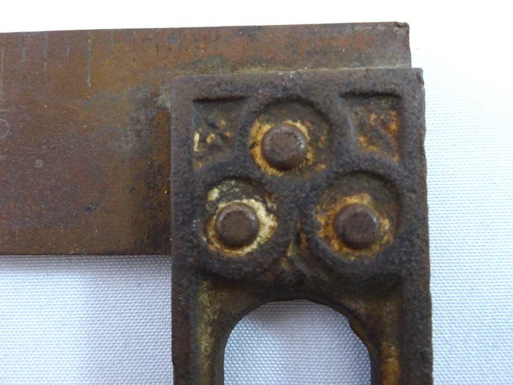 VINTAGE HAND TOOLS OUTSIDE SPRING CALIPER AND OLD METAL CARPENTER SQUARE FRAME