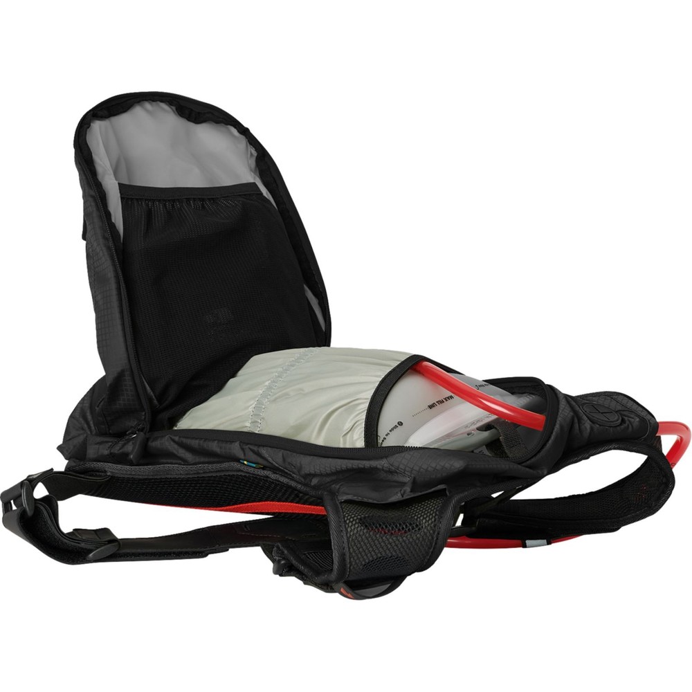 UsWe Outlander Hydration Pack - 9L - Black 209077001