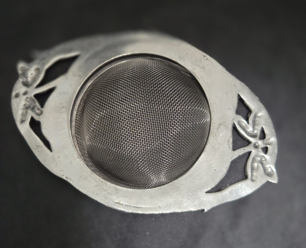 Basic Spirit Decor Tea Strainer - Dragonfly Lover, Unique Two Piece