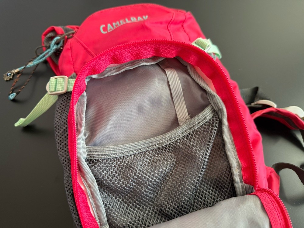 CamelBak Kids Mini M.U.L.E. Hydration Backpack 50oz Hot Pink Adjustable