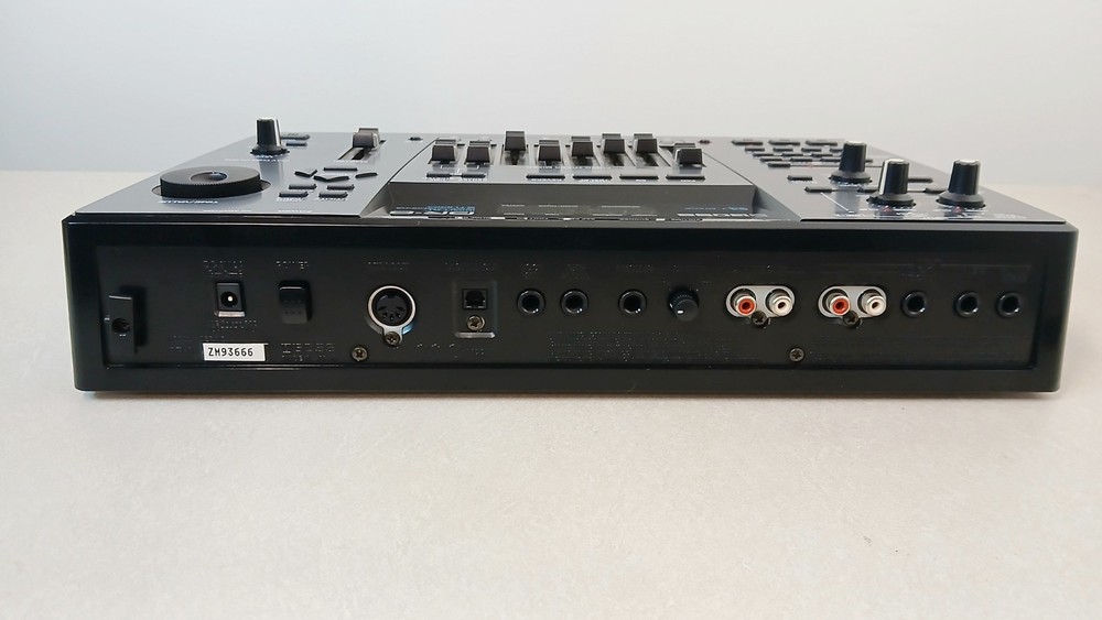 BOSS Roland BR-8 Multi-Track Recorder
