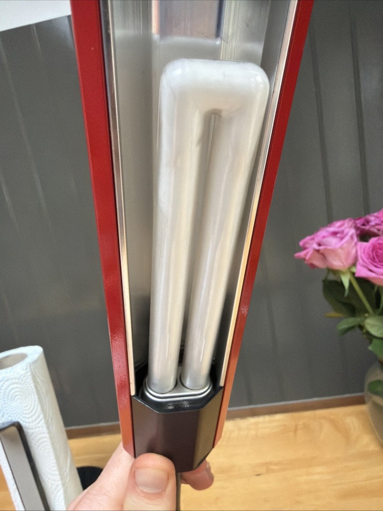 Anglepoise Model 99 lamp in red