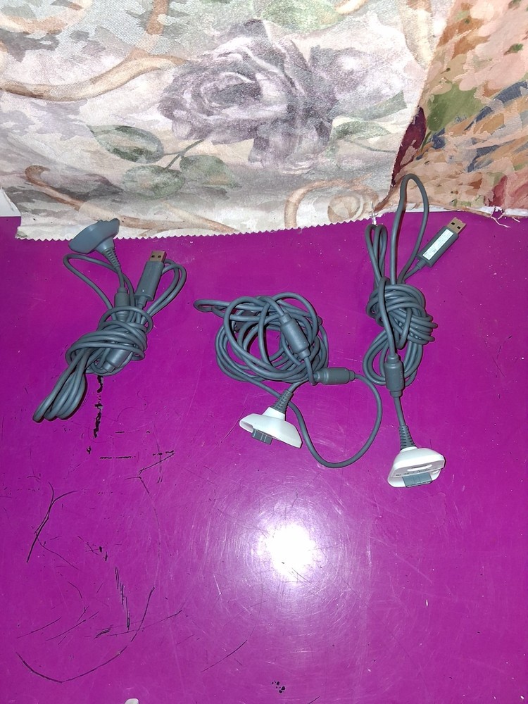 Microsoft Xbox 360 Charge and Play USB Cable Lot Gray 8ft Controller Clips
