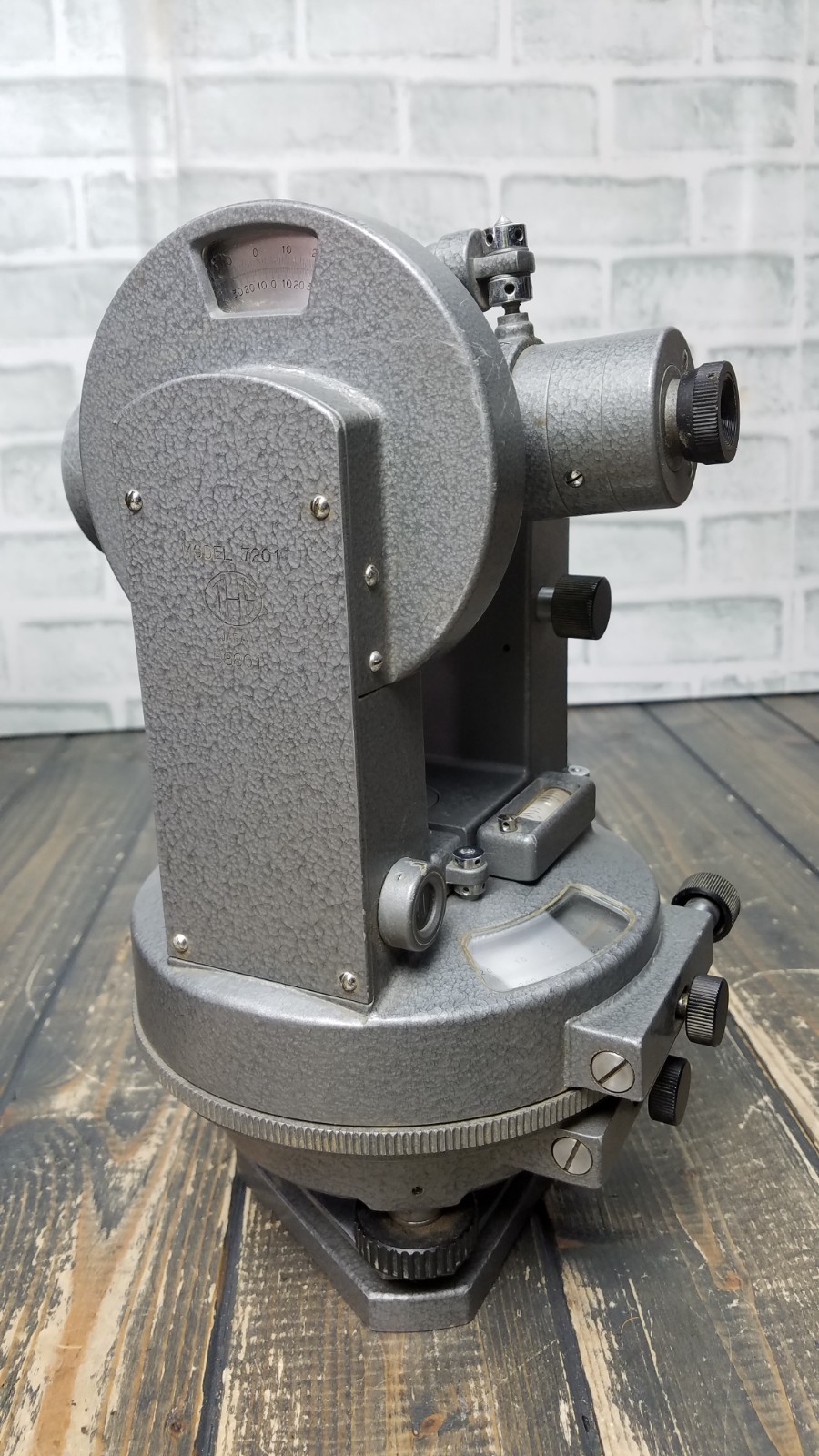 THS Model 7201 Transit Theodolite Surveying/Survey Level Made in Japan with Case