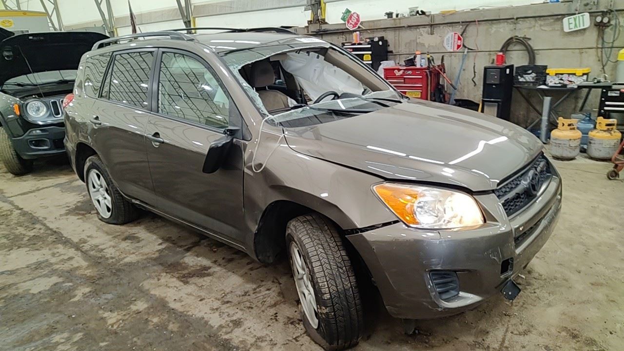 RAV 4 2010 Glove Box 7016339