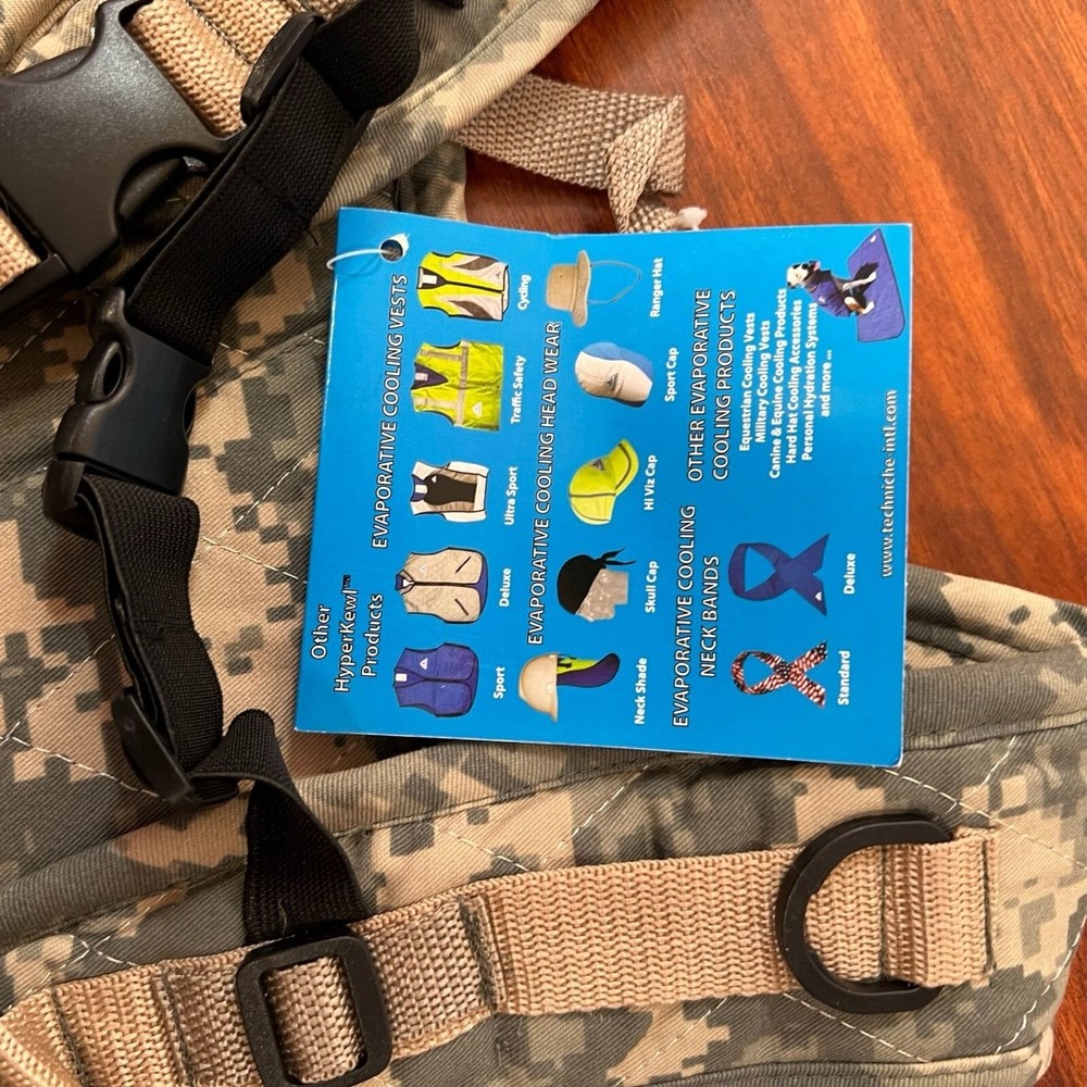 HyperKewl GULPZ Personal Hydration System Backpack Tech Camouflage Green/Tan NEW