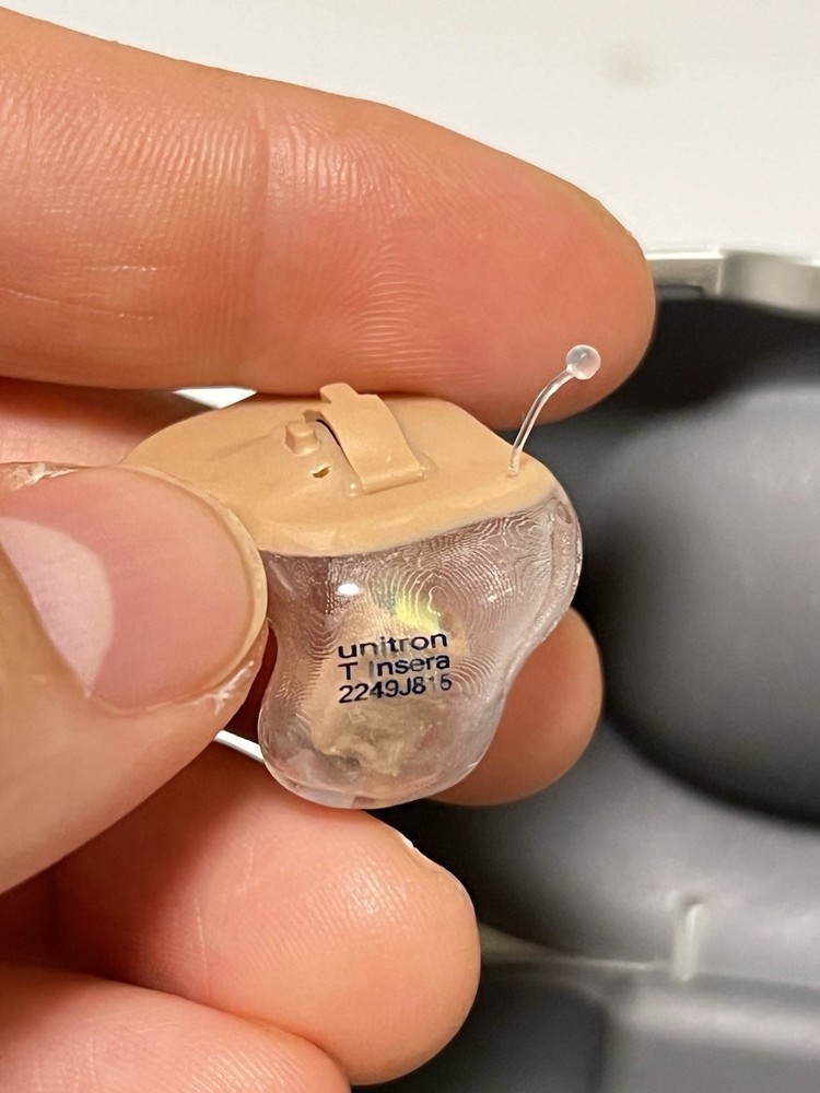 Hearing aids unitron T insera