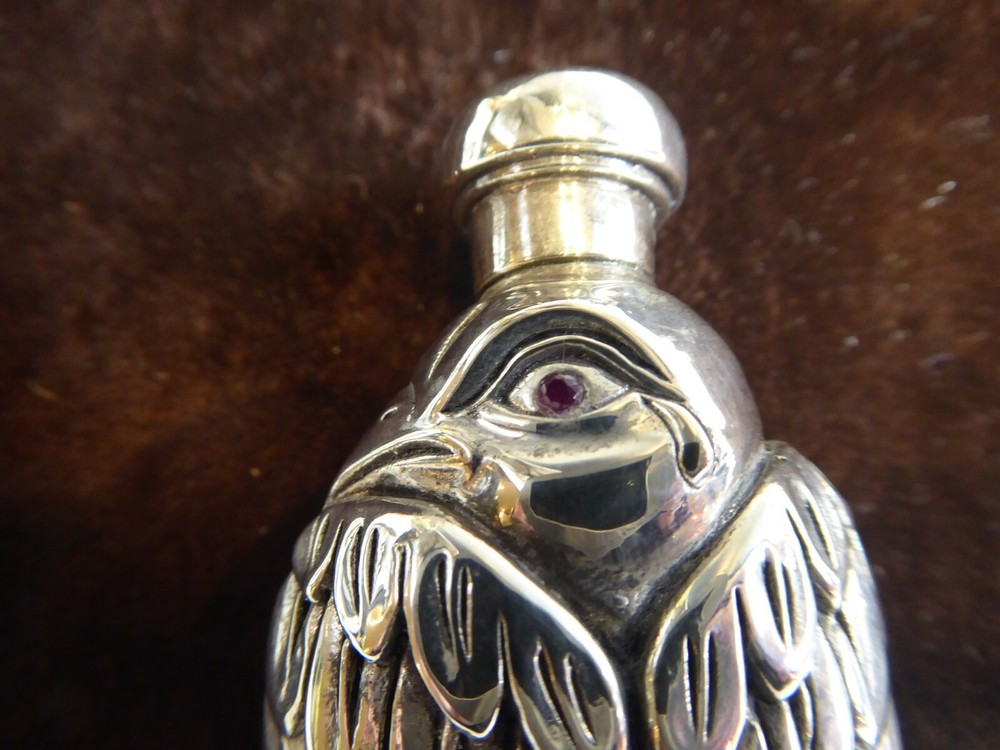 SUPERB SOLID SILVER BIRD SCENT PERFUME BOTTLE SET WITH RUBY EYES
