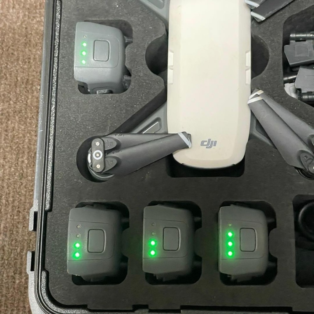 Dji Spark Fly More Combo Alpine White Drone With Remote Controller Extra