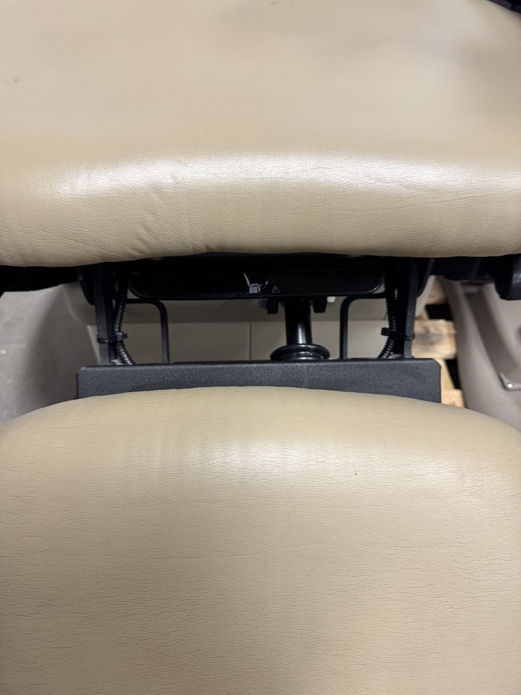 Midmark 630-003 Power Procedure Chair