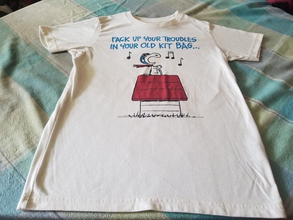 SNOOPY COOL TEE SHIRT SMALL