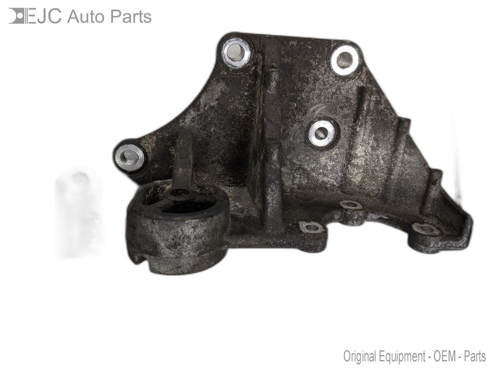 Power Steering Pump Bracket For 06-07 GMC Envoy  4.2 24577485