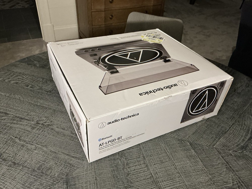 Audio-Technica AT-LPGO-BT Wireless Automatic Bluetooth Turntable (LP60X)