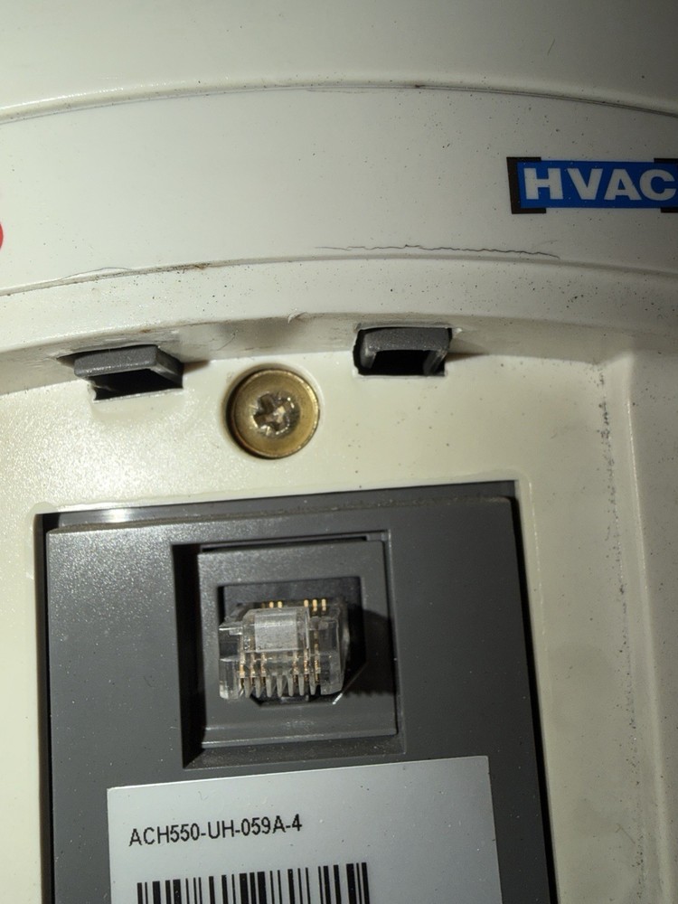 ABB 40HP 480v 59A 3P Variable Frequency Drive ACH550-UH-059A-4 VFD DRIVE