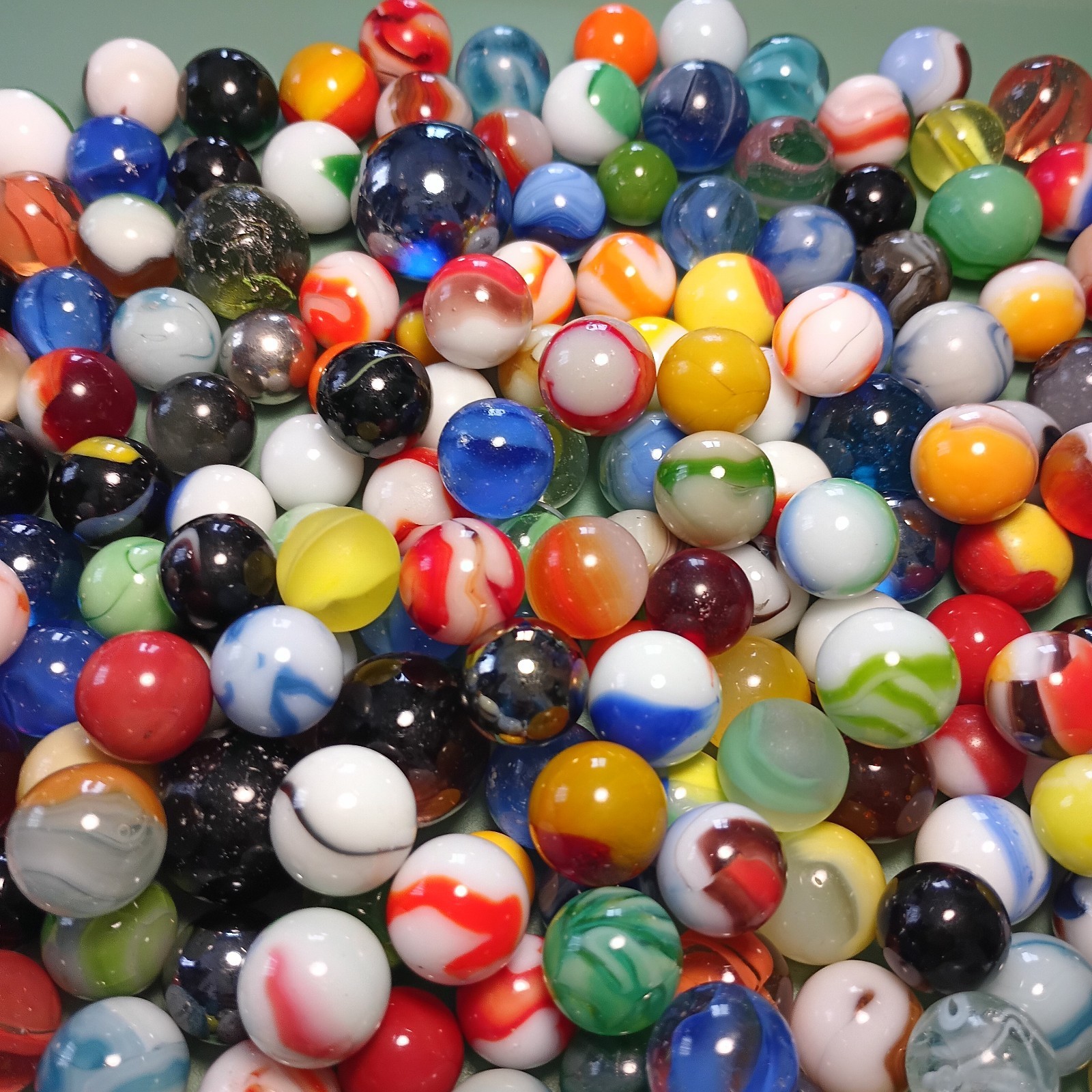 Marble Lot Of 2 Lbs 14 Oz