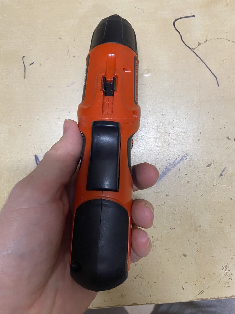 Black and Decker PD400LG Type-1 Cordless Screw Driver