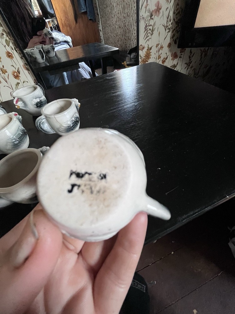 Vintage Mini Chicken Mugs