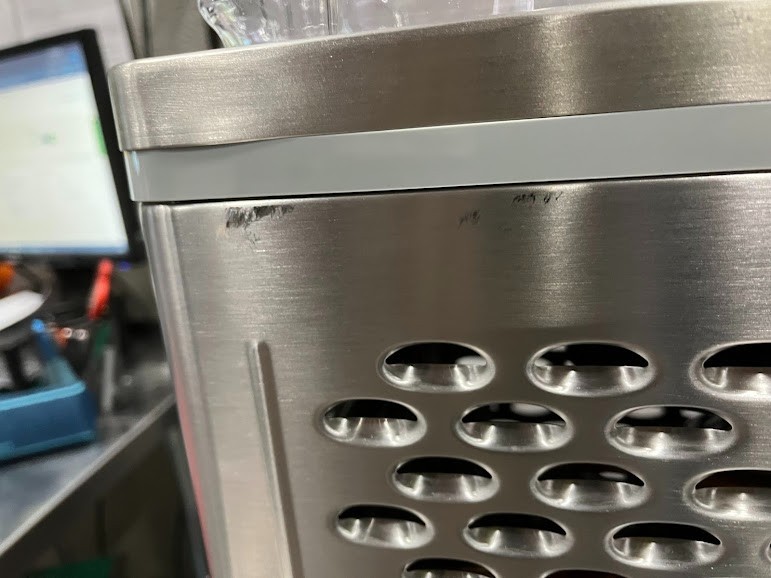 Crathco Bubbler Double 2.4 Gallon Bowl Refrigerated Beverage Dispenser - 120V