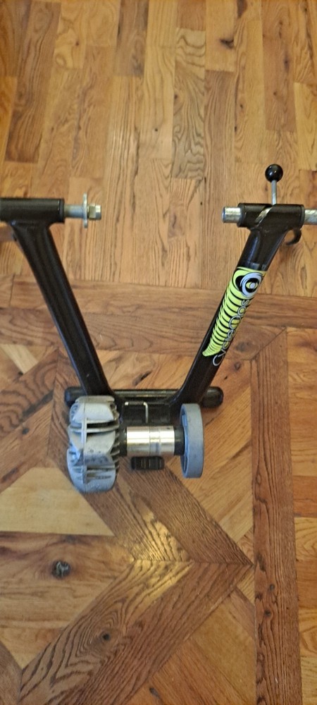 CycleOps Fluid Bike Trainer
