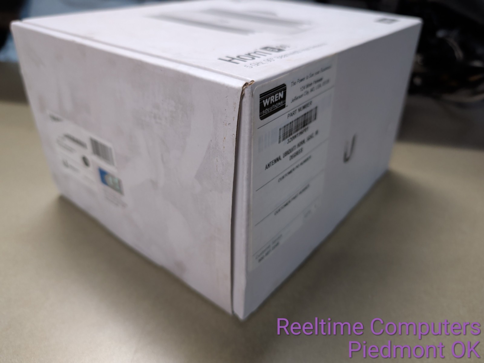 Ubiquiti HORN-5-90 5GHz 90° Beamwidth Isolation Horn Antenna 13 dBi – BNIB