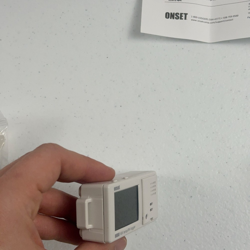 Onset HOBO MX1101 Bluetooth Temperature and Humidity Data Logger OPEN BOX