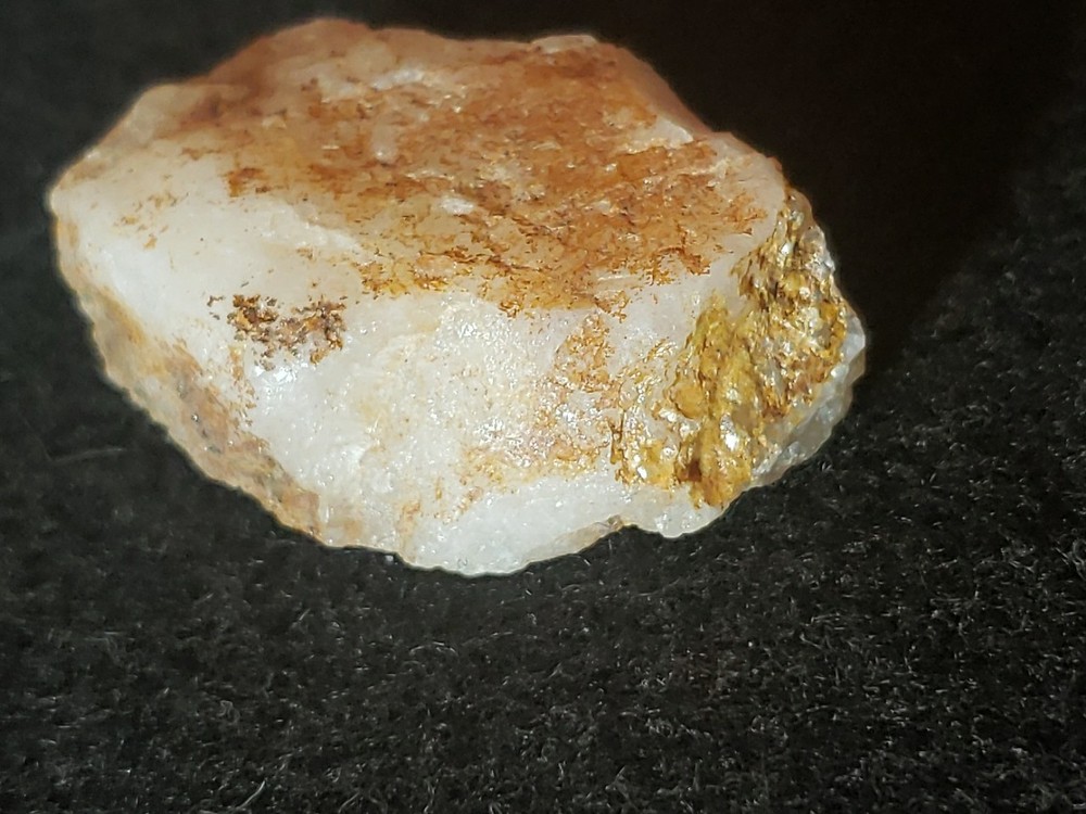 Native Gold Quartz Specimen TGW=24.4