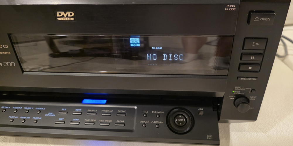 Sony DVP-CX850D Multi Disc Explorer 200 DVD CD Video CD Player With Remote Works
