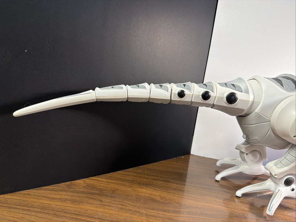 WowWee, 2005, Roboraptor, RC Robot Dinosaur