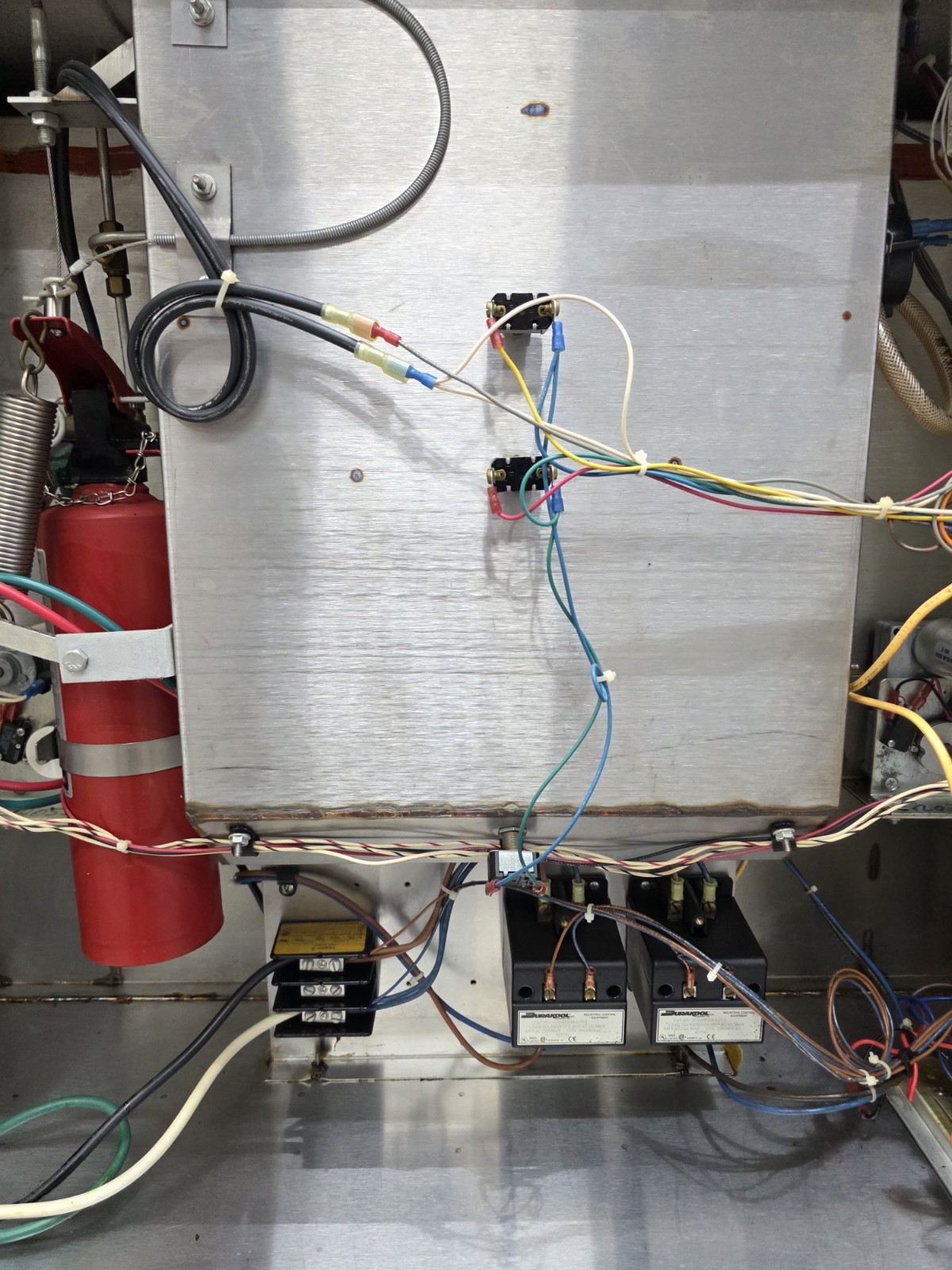 AutoFRY MTI-40C Double Basket 6 Gallon Automatic Self-Contained Ventless Fryer