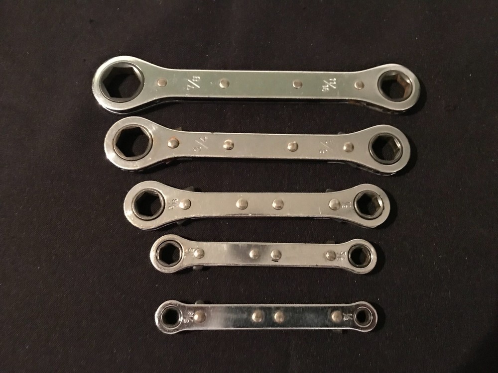 Ratcheting Box End Wrenches - Set of 5