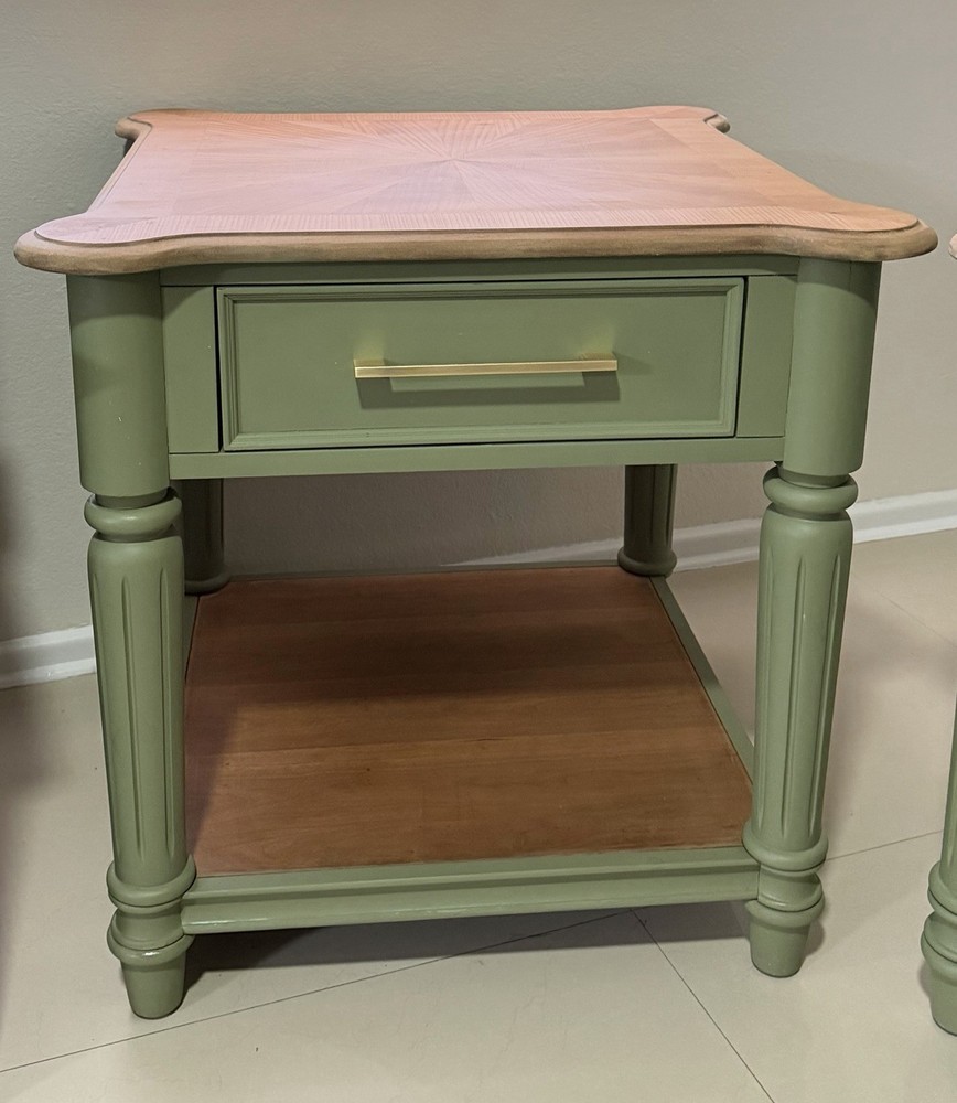 Adorable Nightstand/End Table